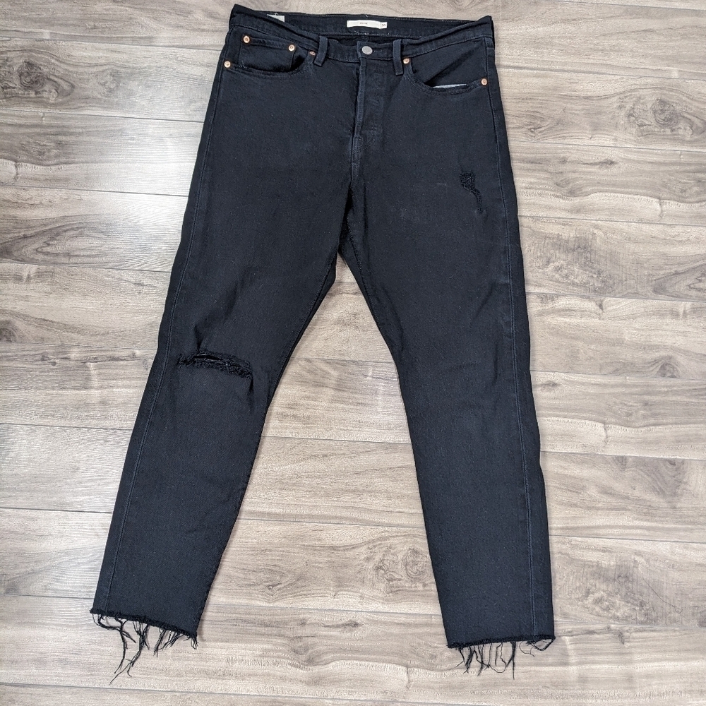 Levi's Premium Wedgie High Rise Jeans Size 30 Black Distressed